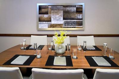 د وستین رستون هایتز