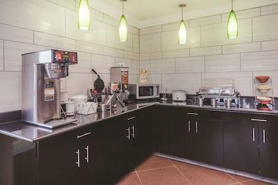 لا کوینتا این اند سویتز لویسویل