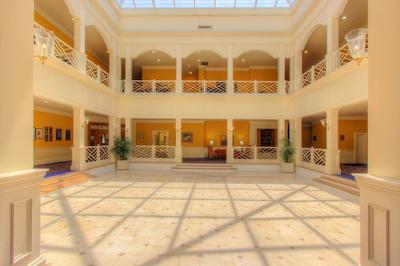 د فوندرز این اند اسپا