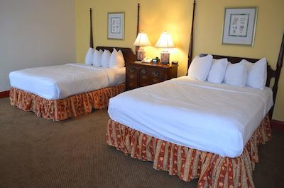 د فوندرز این اند اسپا