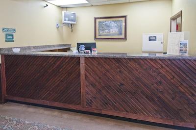 مانوسُن هتل است فرانسیسویل