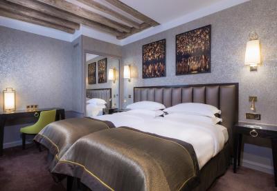 وندم اُپرا هتل