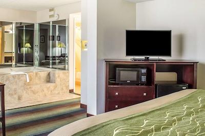 هلید این اکسپرز پیتستون-سرانتون آیرپرت