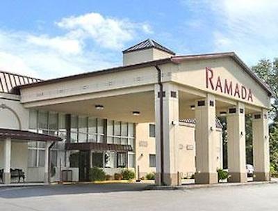 رامادا هندرسُن/اوانسویل