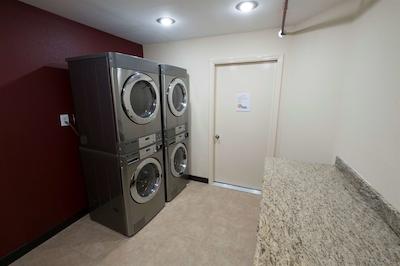 رد روف پلوز- هوستون-انرجی کریدر