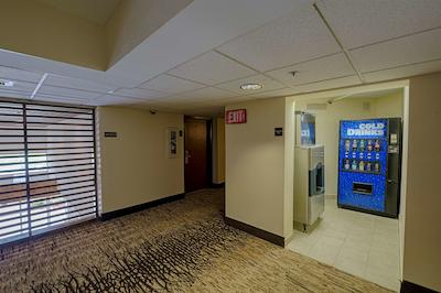 رد روف پلوز- هوستون-انرجی کریدر