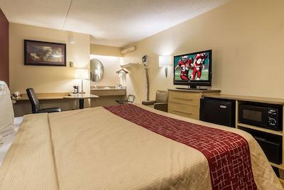 رد روف این دترویت مترو آیرپرت وست