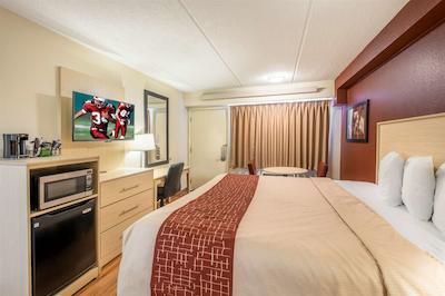 رد روف پلوز- ناشویل نرد-گودلتسویل