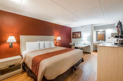 رد روف پلوز- ناشویل نرد-گودلتسویل