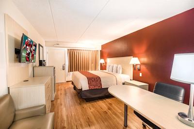 رد روف پلوز- ناشویل نرد-گودلتسویل