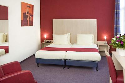 نوا هتل اند نوا اپارتمنتز