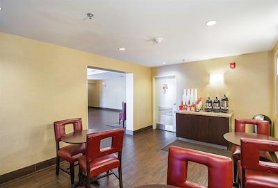 رد روف پلوز- فنیکس وست