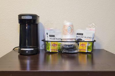 رد روف پلوز- کلومبوز دونتون-کنونشن سنتر