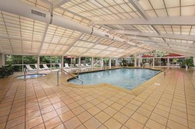 لا کوینتا این اند سویتز پیگئون فرج