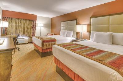 لا کوینتا این اند سویتز پیگئون فرج