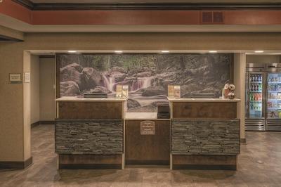 لا کوینتا این اند سویتز پیگئون فرج