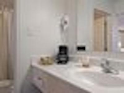 هوارد جهنسُن ویچیتا فالز