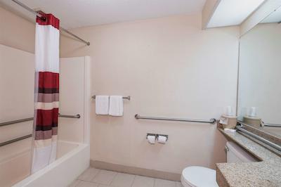 رد روف این اند سویتز اوگوستا