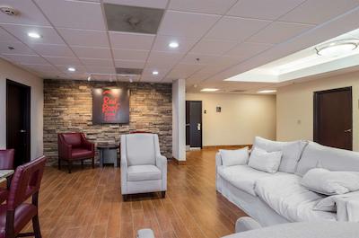 رد روف این اند سویتز اوگوستا