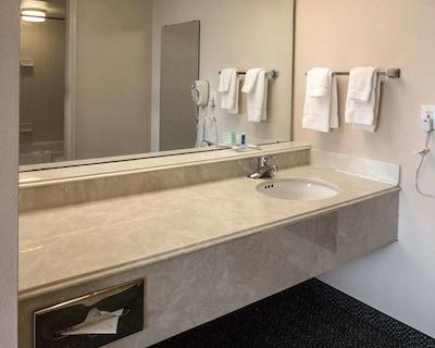 ردو این اند سویتز شروپرت