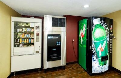 رد روف این کلومبوز وست