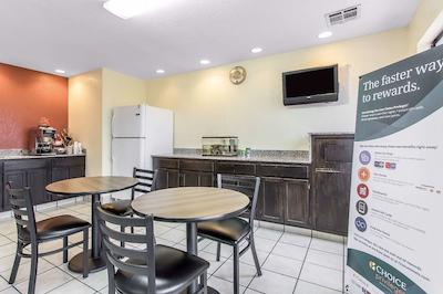 ردو این اند سویتز