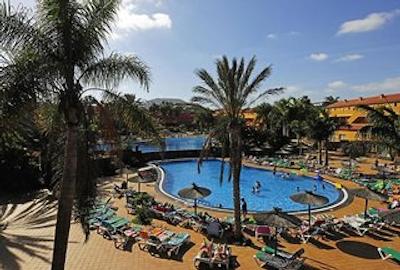 اُاسیز ویلیج