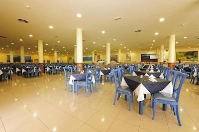 اُاسیز ویلیج