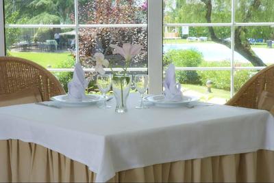 اِیر هتل کردبا