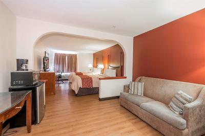 رد روف این اند سویتز بیلاکسی