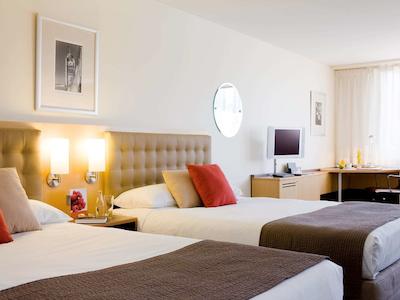 نوتل اسیدنی اُن دارلینگ هاربور