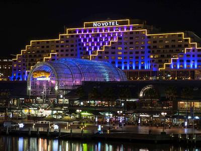 نوتل اسیدنی اُن دارلینگ هاربور