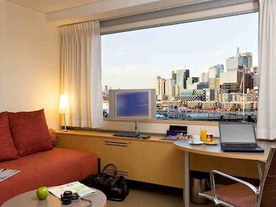 نوتل اسیدنی اُن دارلینگ هاربور