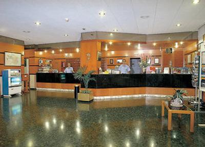 هتل ی اُاسیز تسا اند اسپا