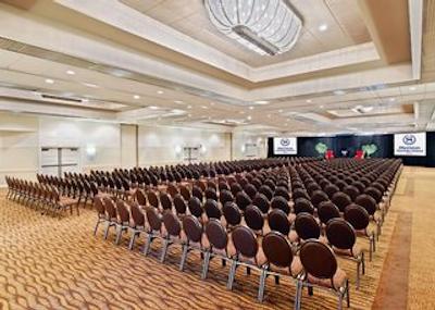 شراتون چارلت آیرپرت هتل