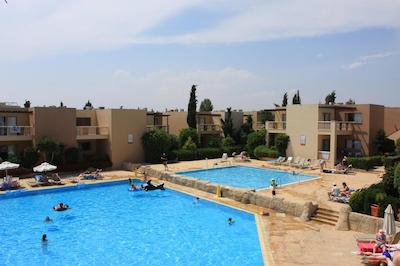 الکترا هلید ویلیج