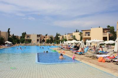 الکترا هلید ویلیج