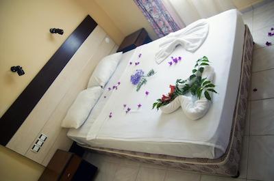 مدیترانین گاردن