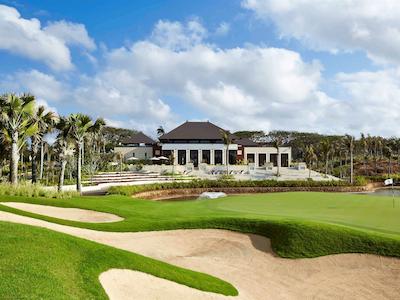 پولمان بالی لجیان بیچ