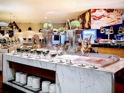 پولمان بالی لجیان بیچ