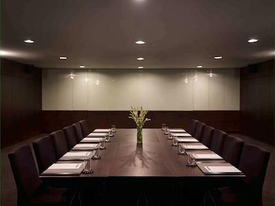 پولمان بالی لجیان بیچ