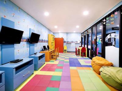 پولمان بالی لجیان بیچ