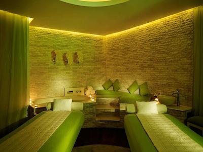 پولمان بالی لجیان بیچ