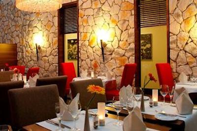 ه4 هتل مونستر