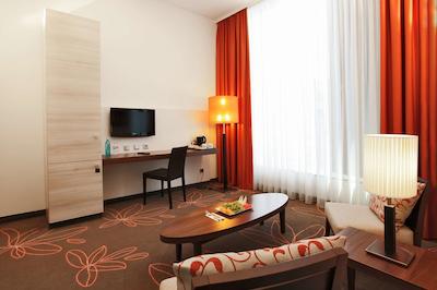 ه4 هتل مونستر