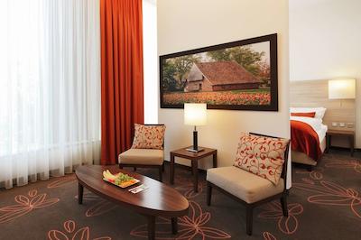 ه4 هتل مونستر