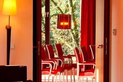 ه4 هتل مونستر