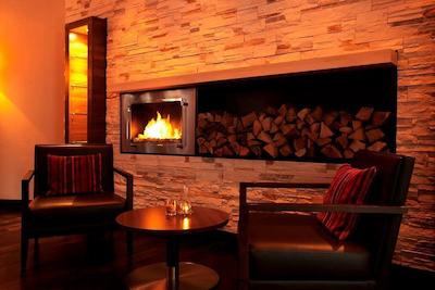 ه4 هتل مونستر