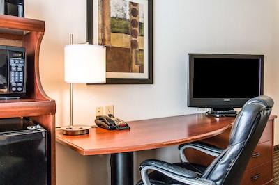 اسلیپ این اند سویتز