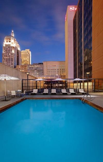 شراتون اُکلاهما سیتی دونتون هتل